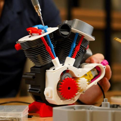 Hardware Kit 005 - Model Engine