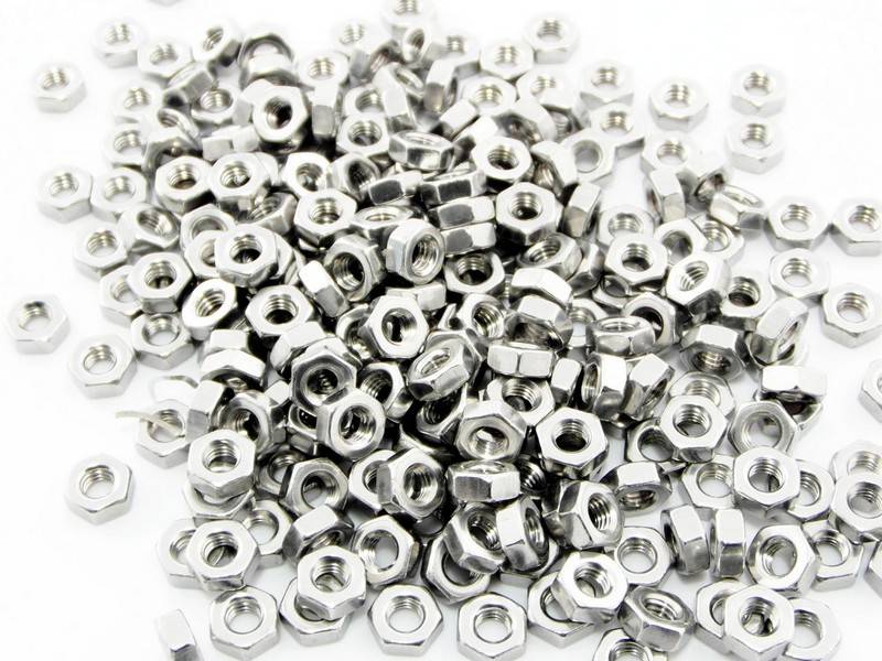 M3 standard nuts (250 pieces)